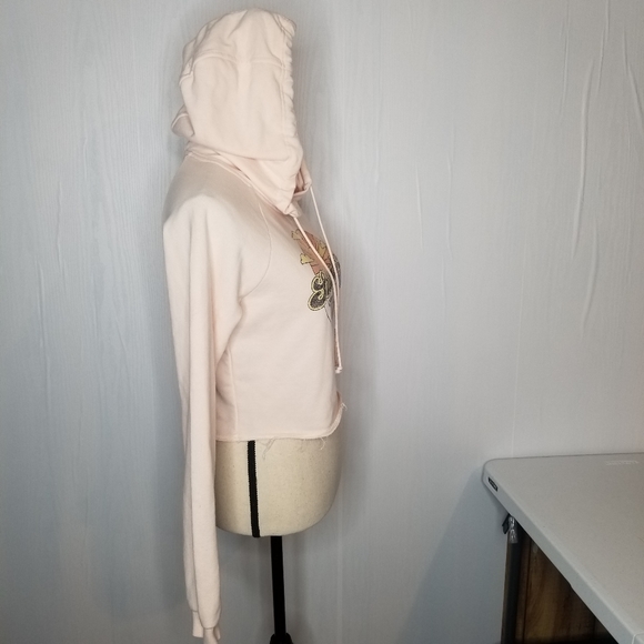 Techstyles Graphic Cropped Crewneck Sweatshirt Hoodie Size Medium - Picture 6 of 13